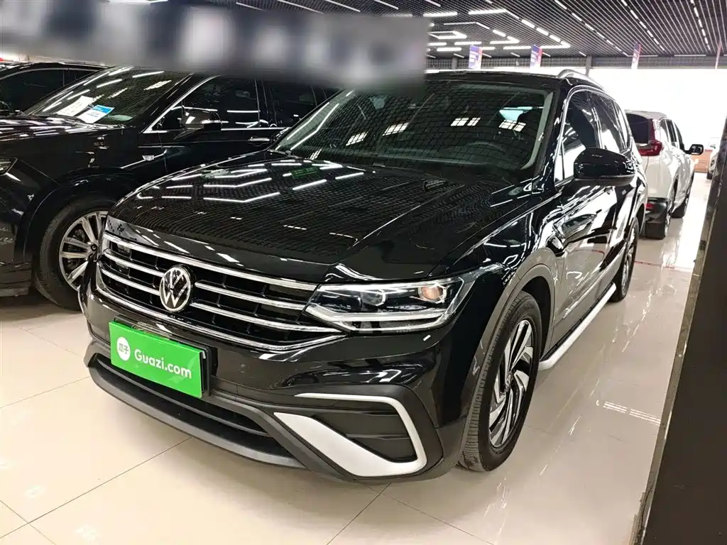 Volkswagen Tiguan L 2022 — фото 2