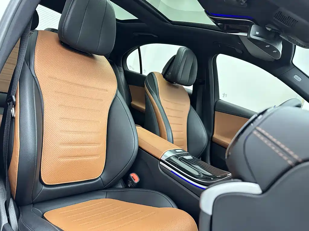Mercedes-Benz C-Class 2021 — фото 17