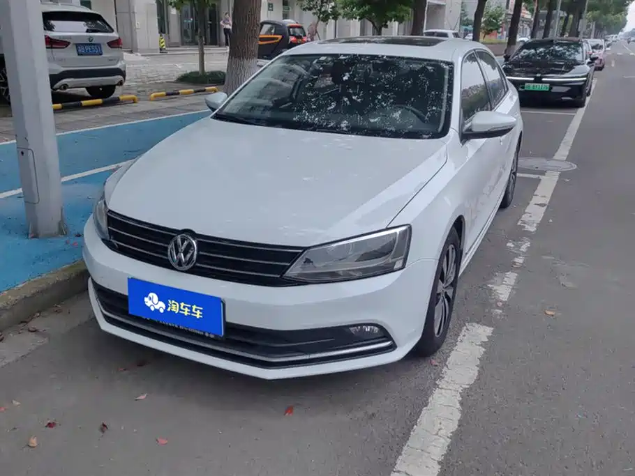 Volkswagen Sagitar 2017