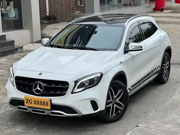 Mercedes-Benz GLA 2017