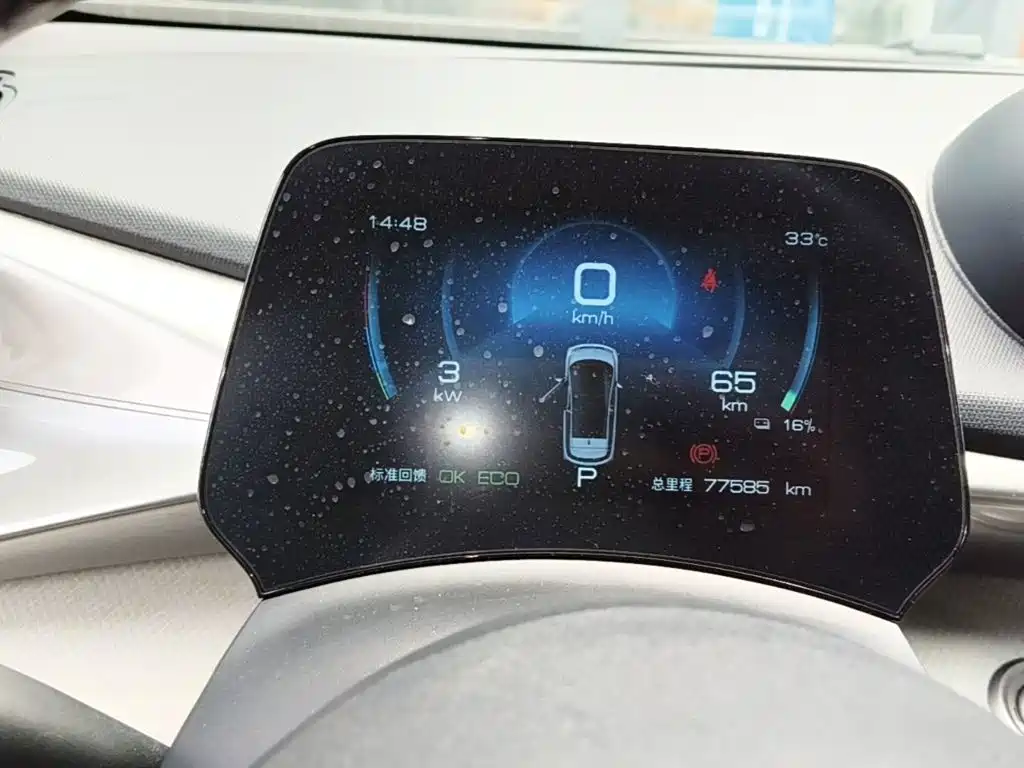 BYD Dolphin 2022 — фото 12