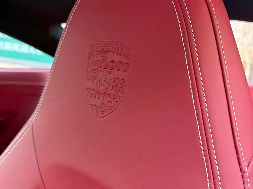 Porsche 911 2023 — фото 12