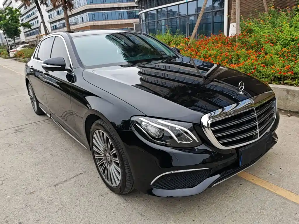Mercedes-Benz E-Class 2019 — фото 4