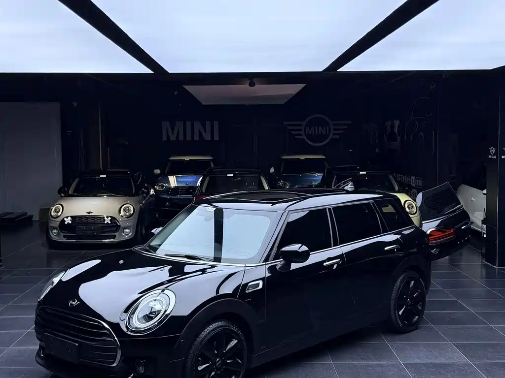 MINI Clubman 2021