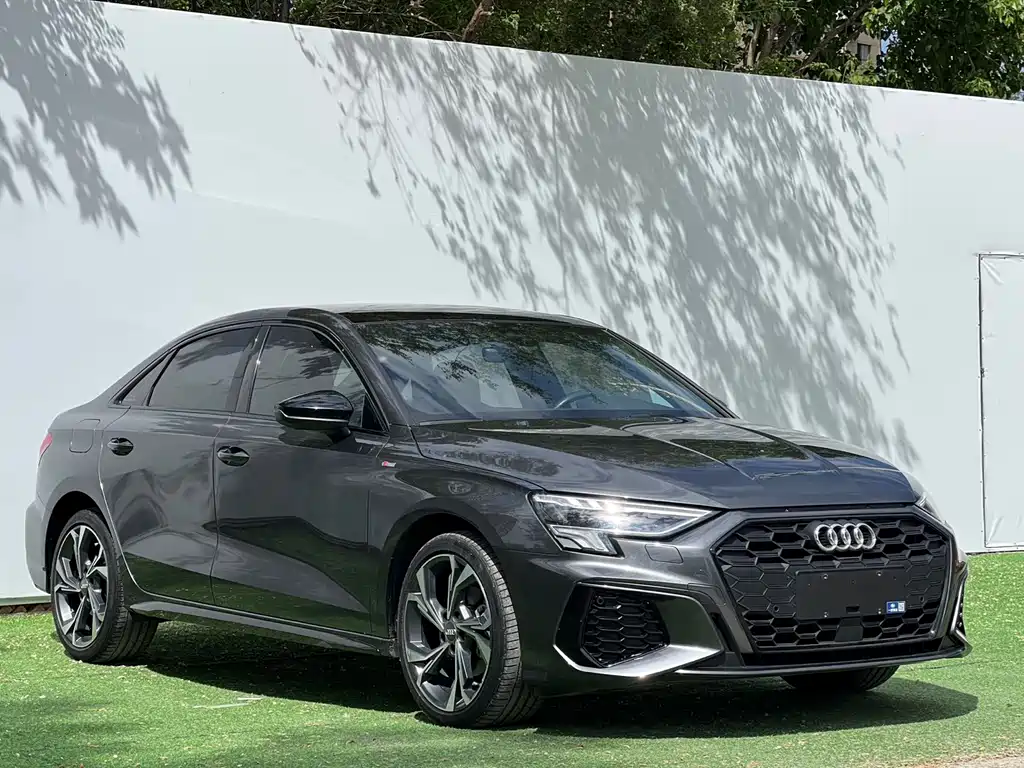 Audi A3 2023 — фото 3