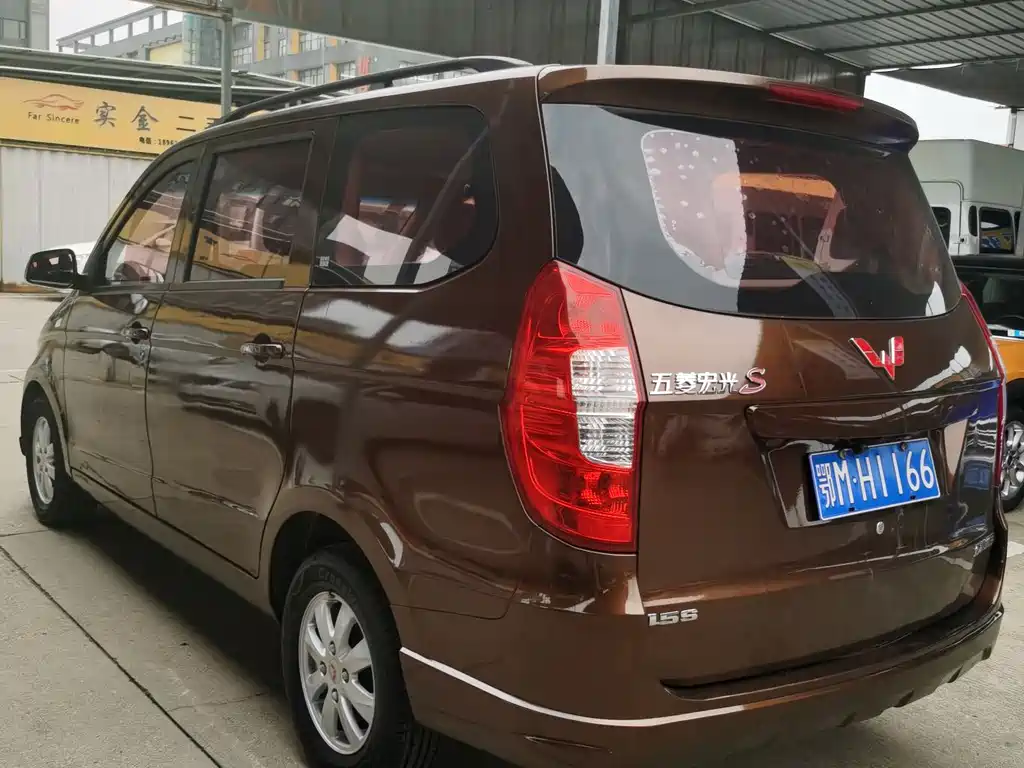 Wuling Hongguang 2018 — фото 6