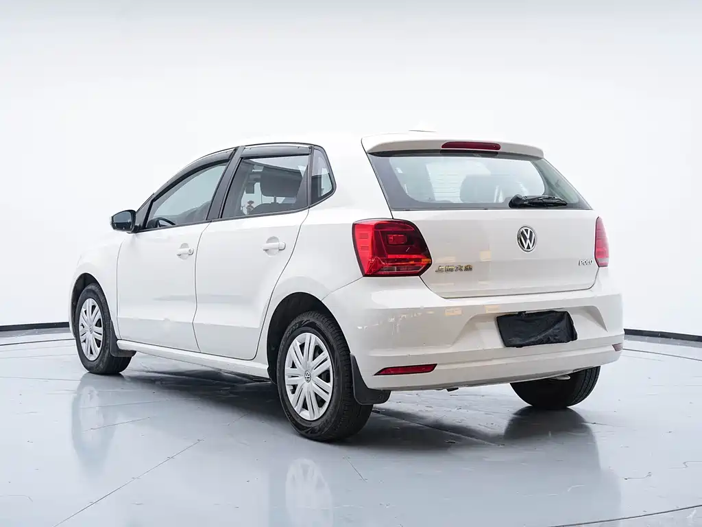 Volkswagen Polo 2016 — фото 21
