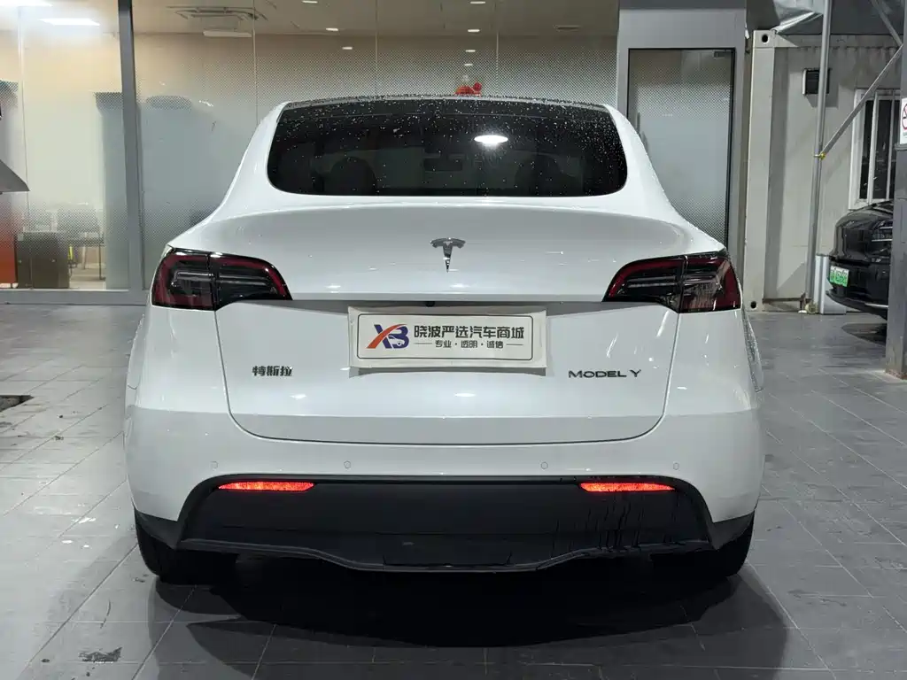 Tesla Model Y 2023 — фото 5