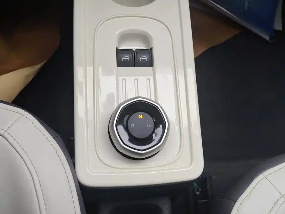 Geely Galaxy Panda 2024 — фото 16