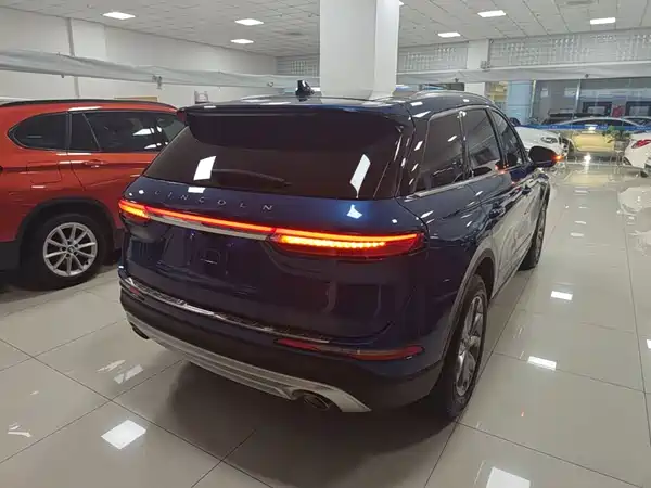 Lincoln Corsair 2021