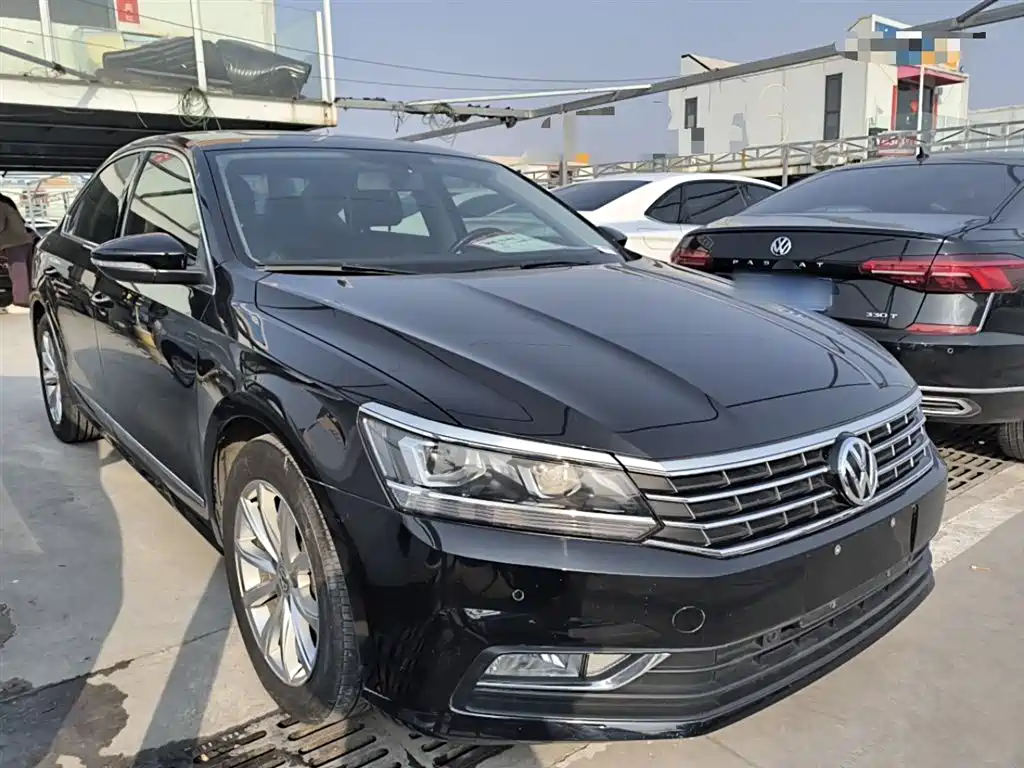 Volkswagen Passat 2018 — фото 4