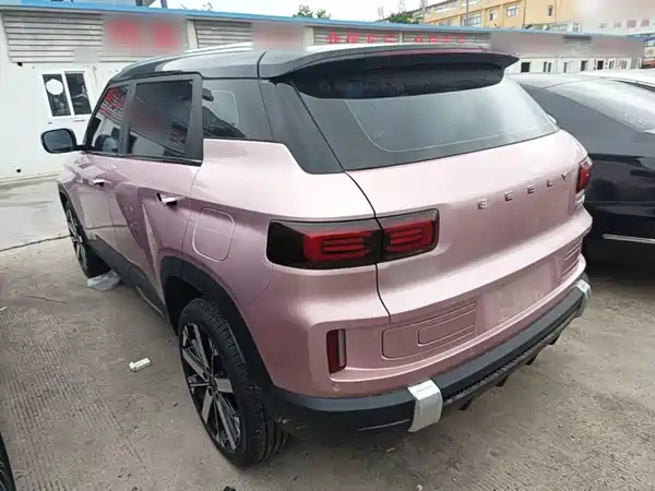 Geely ICON 2023