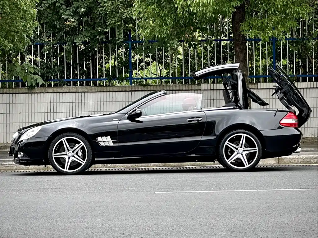 Mercedes-Benz SL-Class 2012 — фото 14