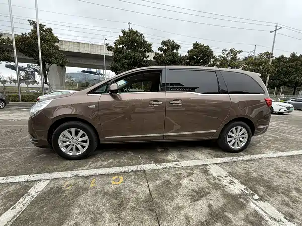 Buick GL8 2018