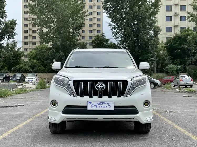 Toyota Prado 2016 — фото 11