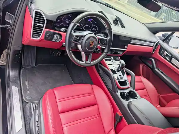 Porsche Cayenne 2023