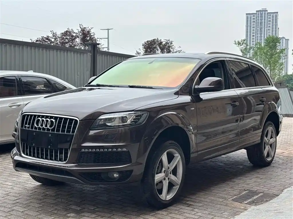 Audi Q7 2014 — фото 1