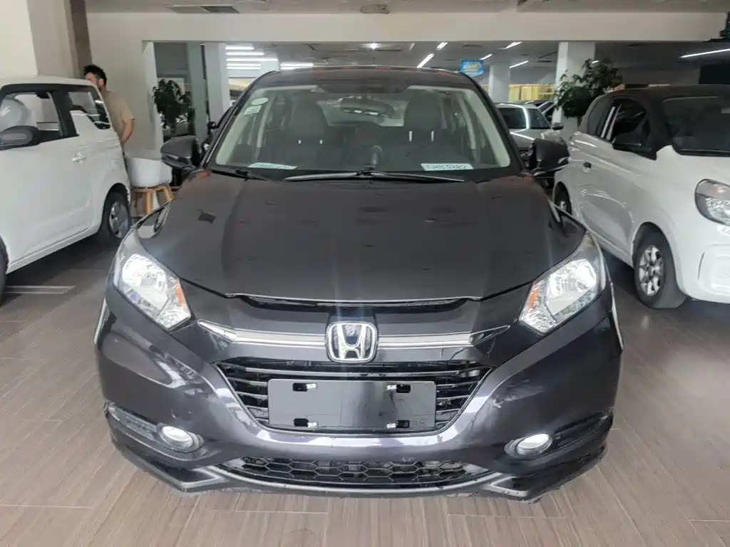 Honda Vezel 2016