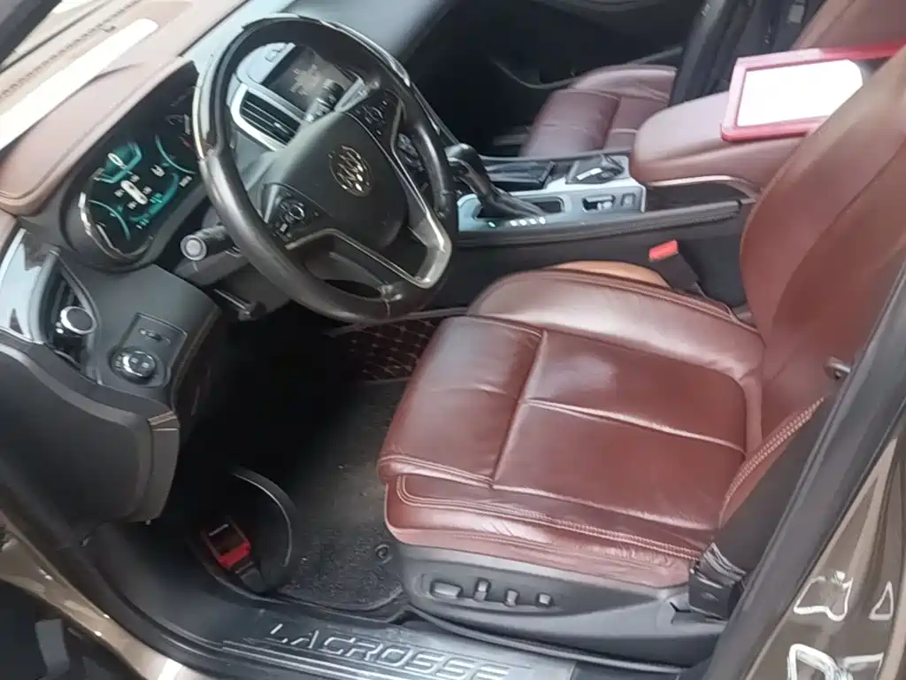 Buick LaCrosse 2015 — фото 11
