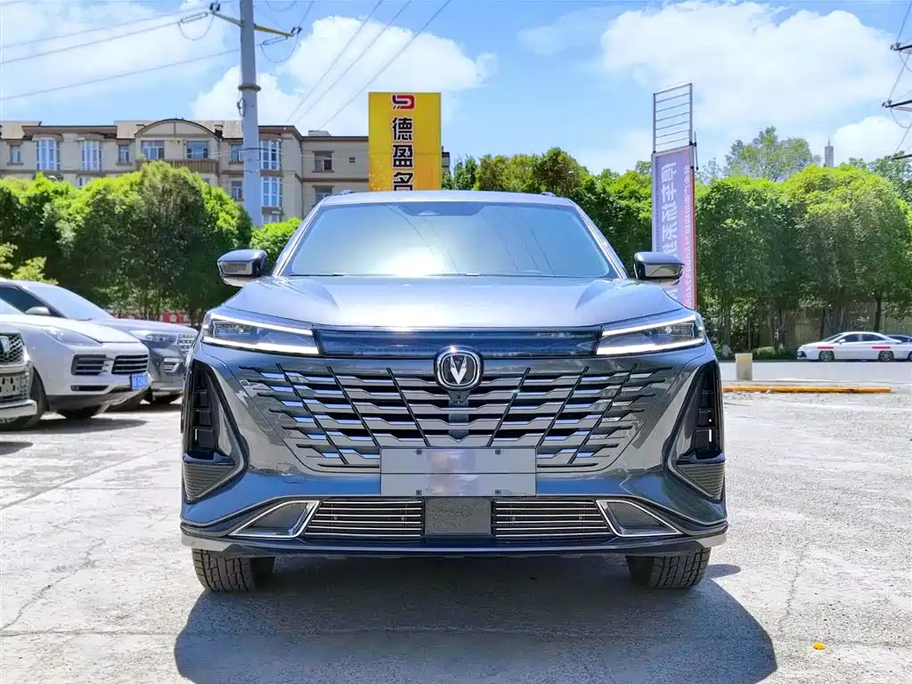 Changan CS75PLUS 2023 — фото 2