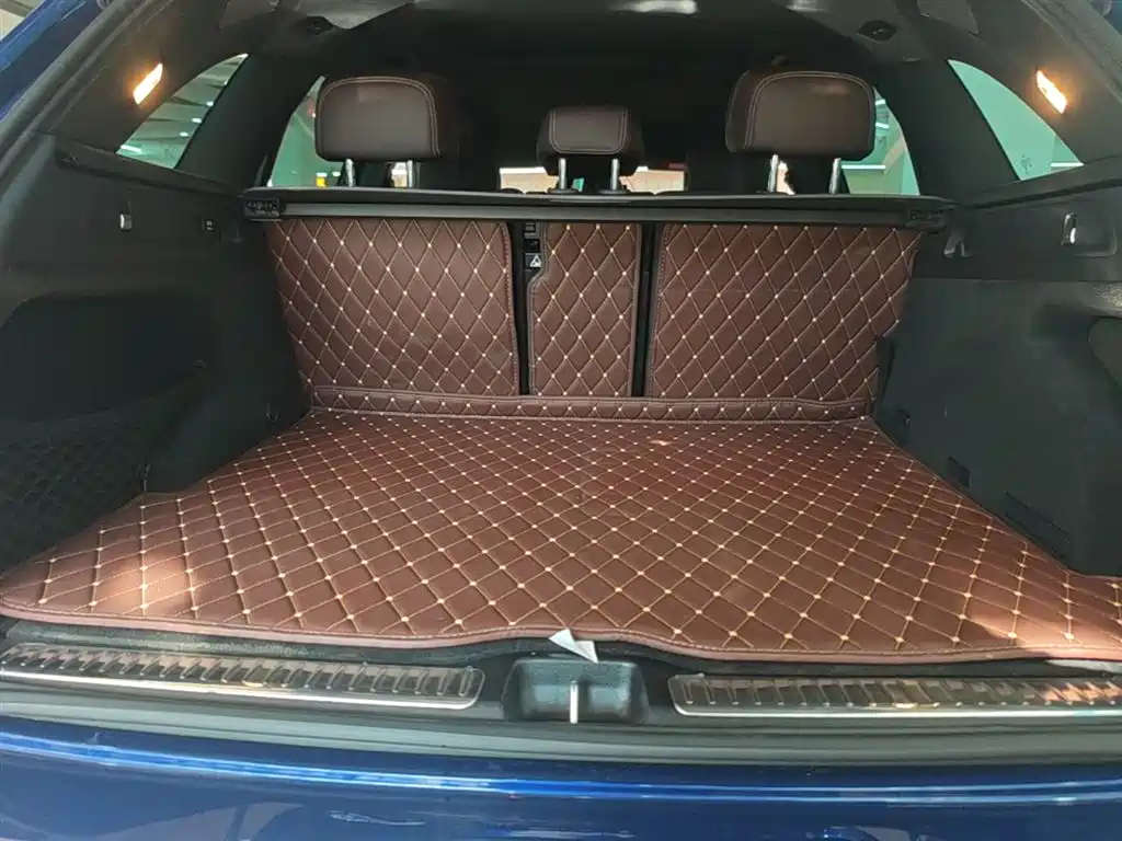 Mercedes-Benz GLC 2017 — фото 19