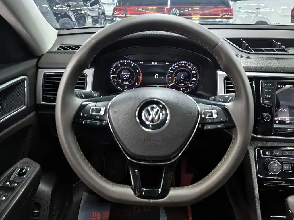Volkswagen Teramont 2018 — фото 20