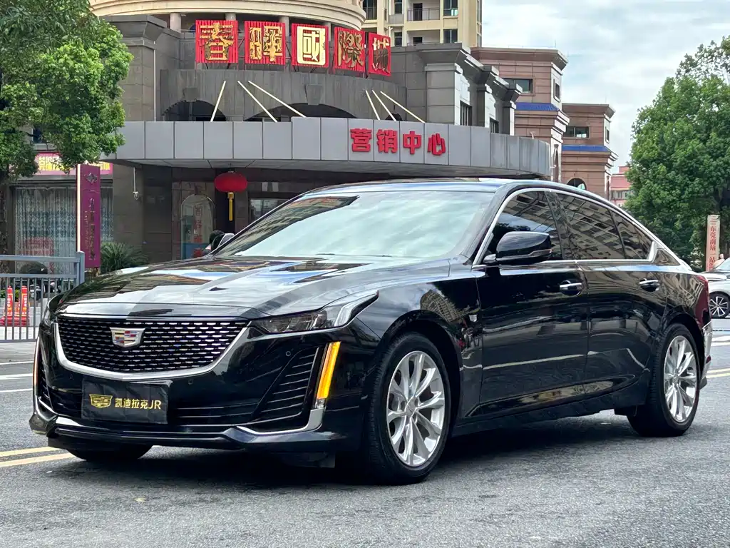 Cadillac CT5 2020 — фото 1