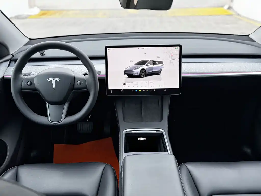 Tesla Model Y 2024 — фото 8