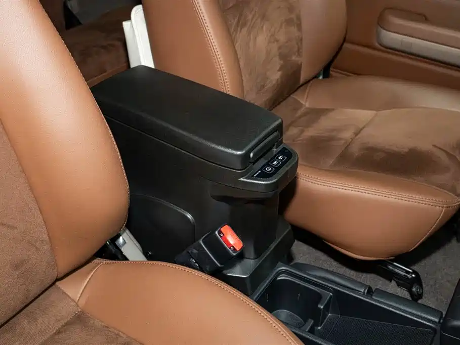 Toyota Land Cruiser 2025 — фото 17