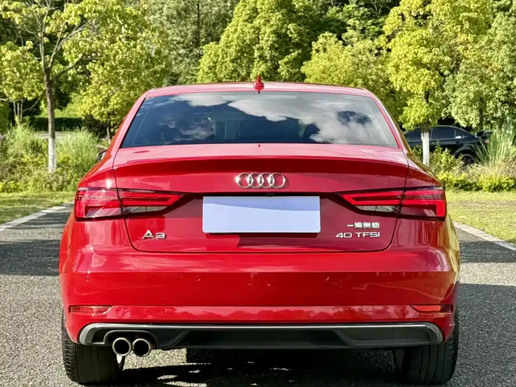 Audi A3 2019 — фото 8