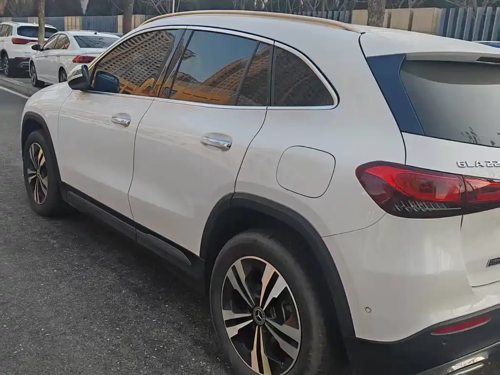 Mercedes-Benz GLA 2022