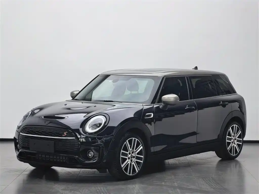 MINI Clubman 2023 — фото 2