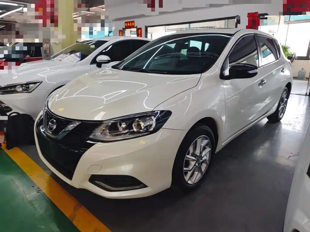 Nissan Tiida 2022