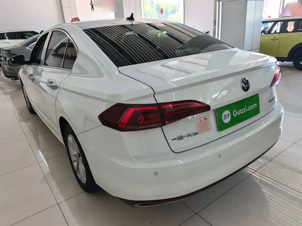Volkswagen Bora 2021