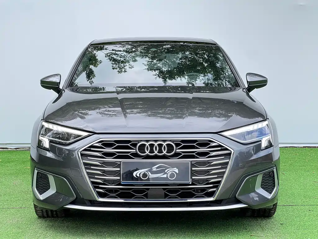 Audi A3 2022 — фото 2