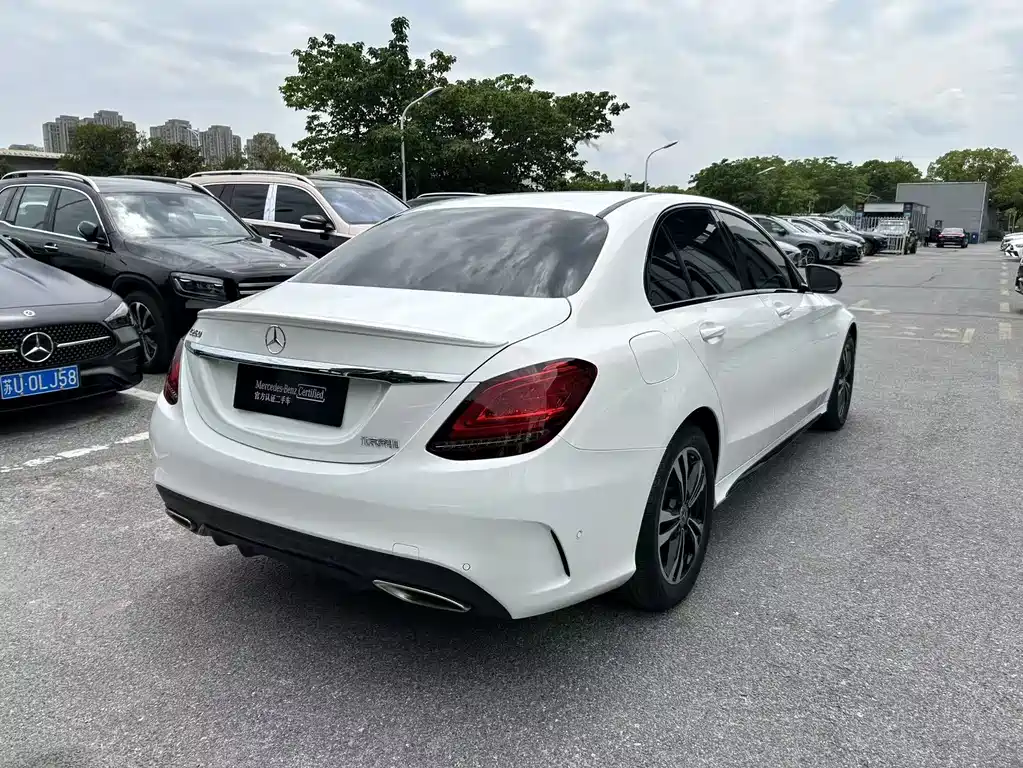 Mercedes-Benz C-Class 2018