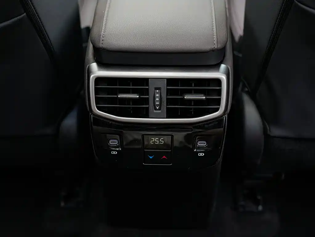 Lexus RX 2023 — фото 16