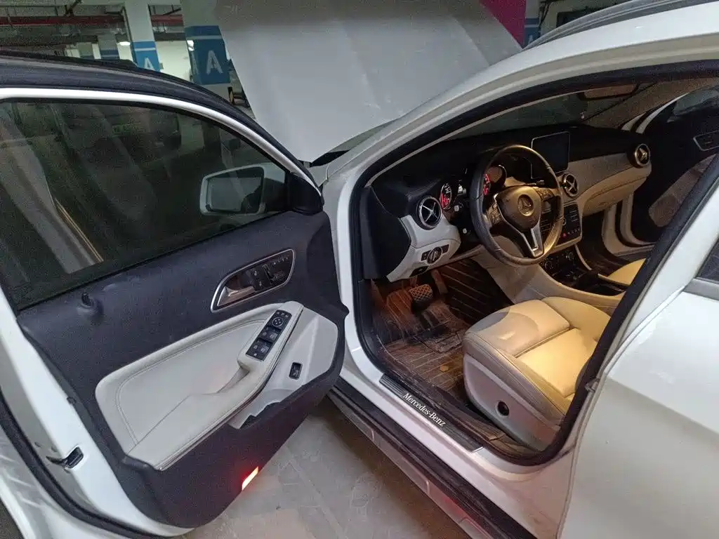 Mercedes-Benz GLA 2016 — фото 14
