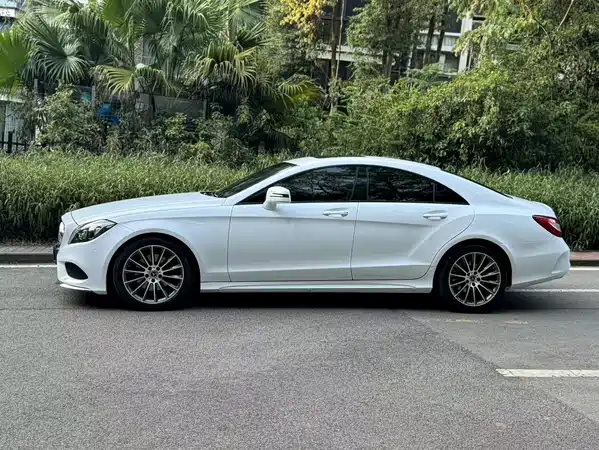 Mercedes-Benz CLS 2015