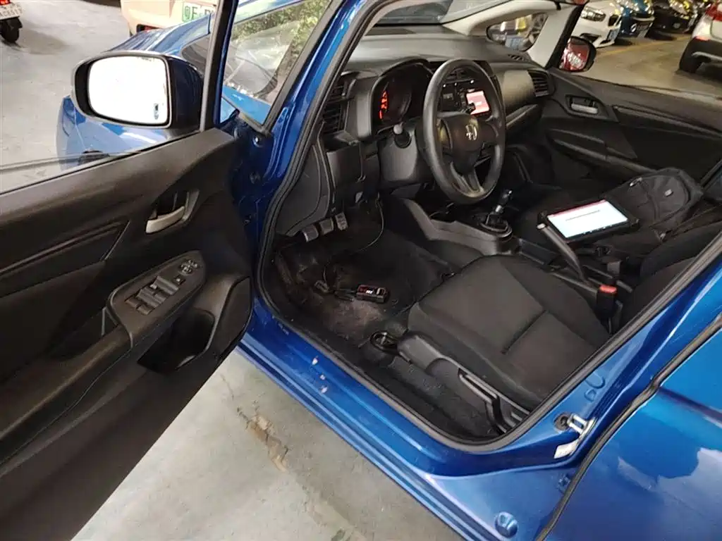 Honda Fit 2018 — фото 16
