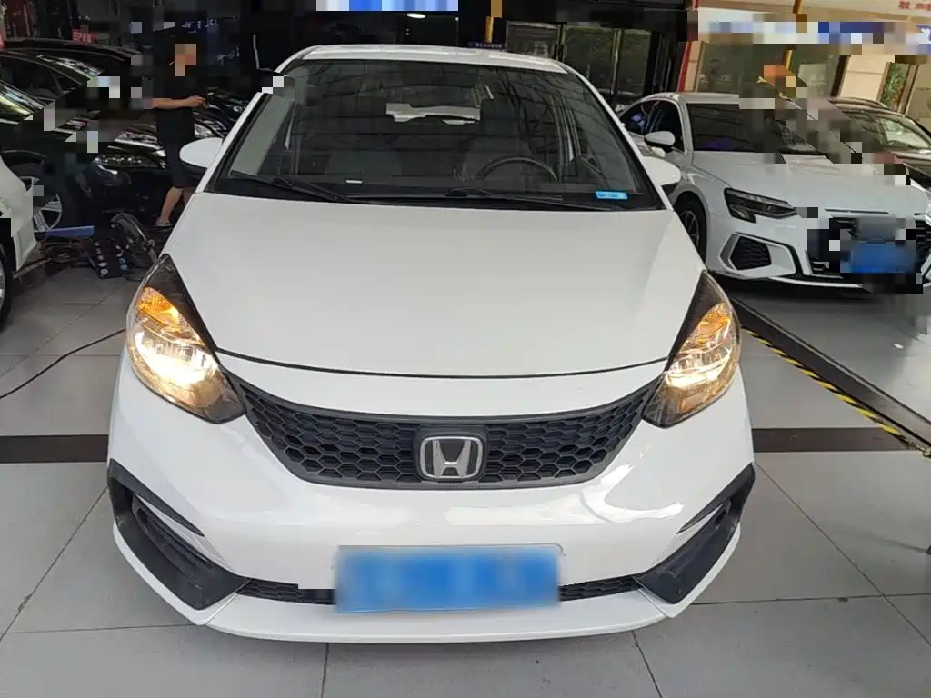 Honda Fit 2023 — фото 3
