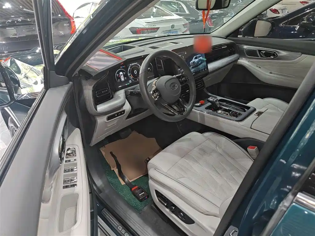 GAC Motor Trumpchi GS8 2022 — фото 15