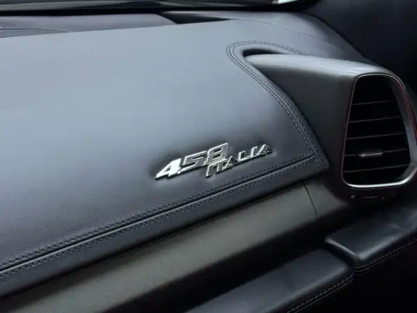 Ferrari 458 2015