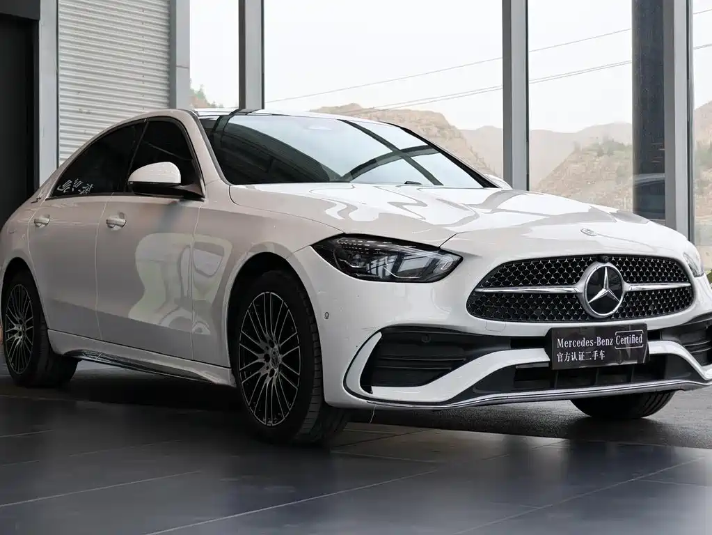 Mercedes-Benz C-Class 2023