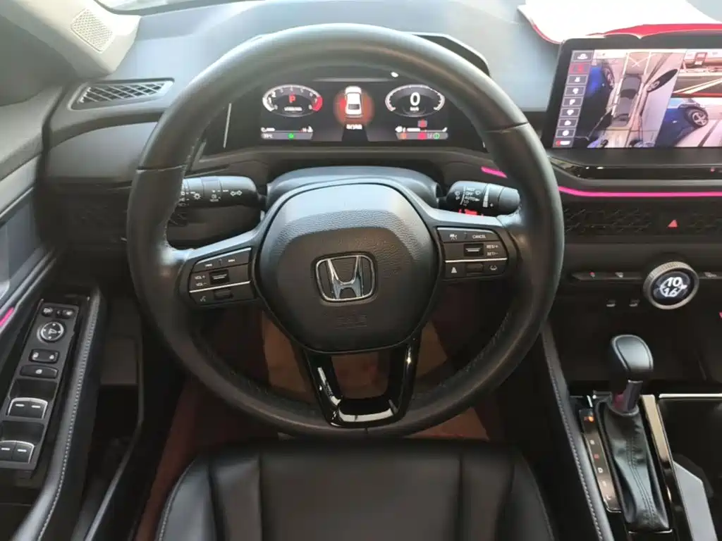 Honda Accord 2024 — фото 11