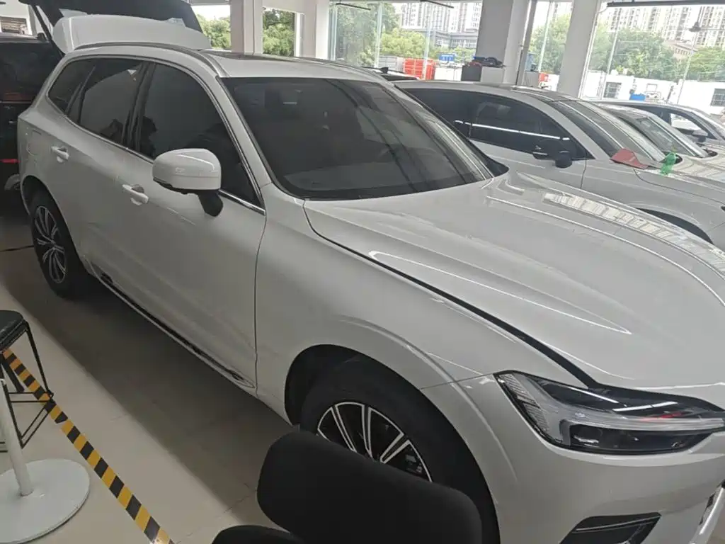 Volvo XC60 2021