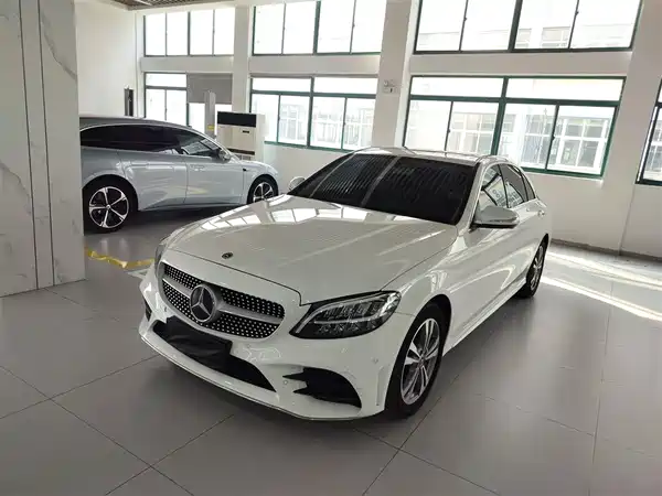 Mercedes-Benz C-Class 2020