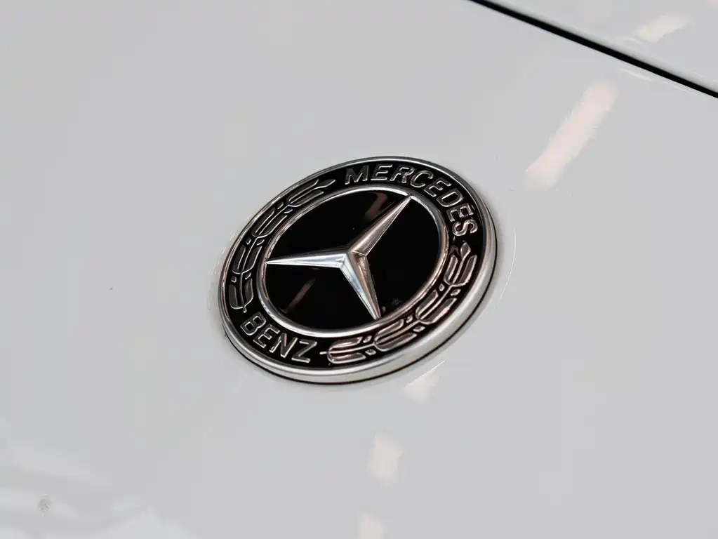 Mercedes-Benz C-Class 2023 — фото 15