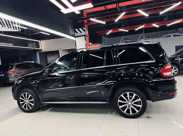 Mercedes-Benz GL-Class 2011