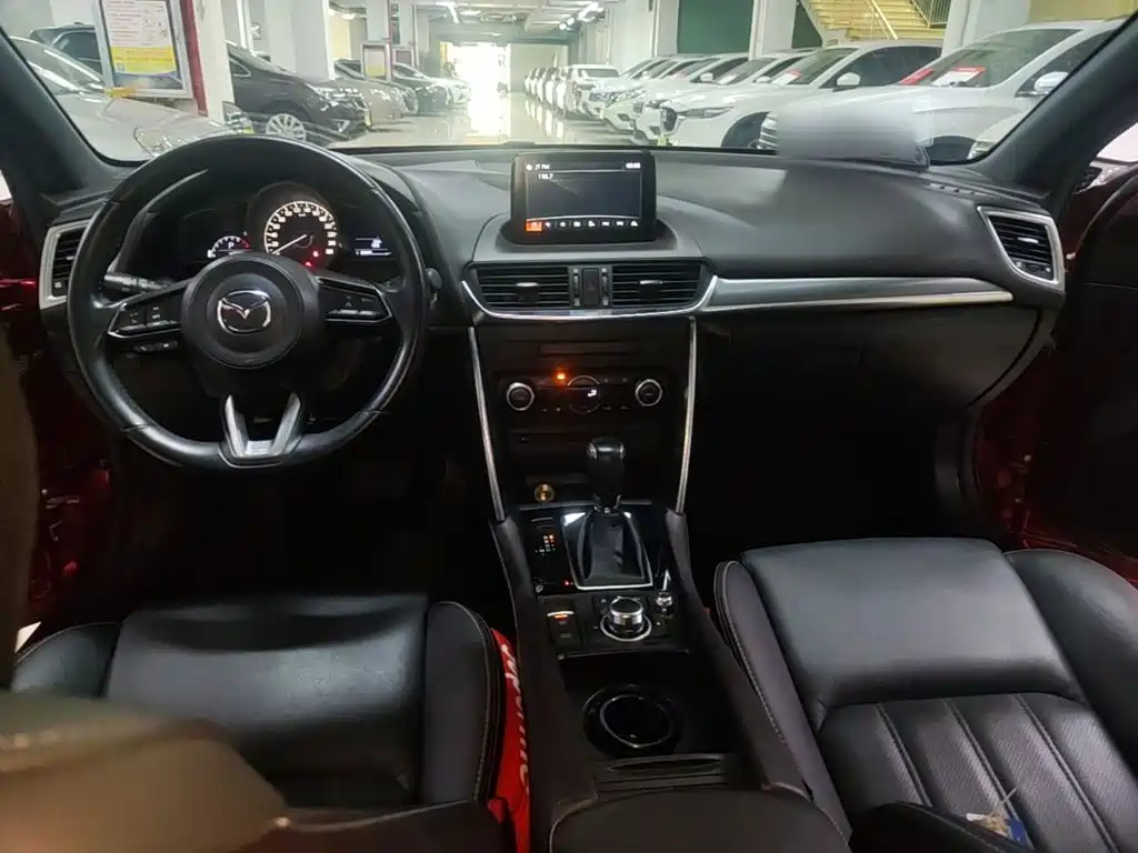 Mazda CX-4 2019 — фото 10